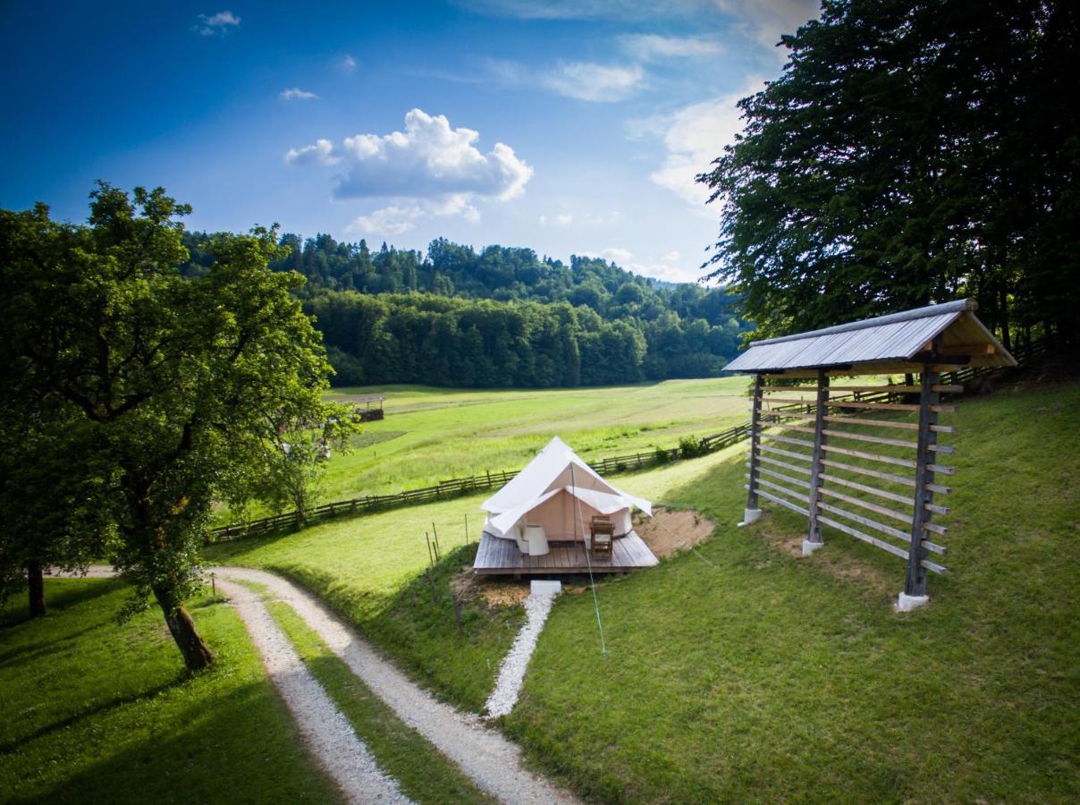 Puzman Farm Glamping Villa ราโดว์ลิตซา ภายนอก รูปภาพ