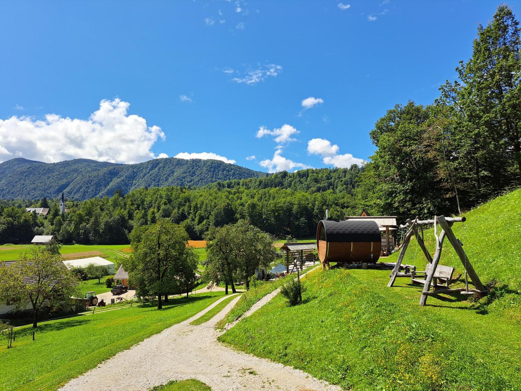 Puzman Farm Glamping Villa ราโดว์ลิตซา ภายนอก รูปภาพ